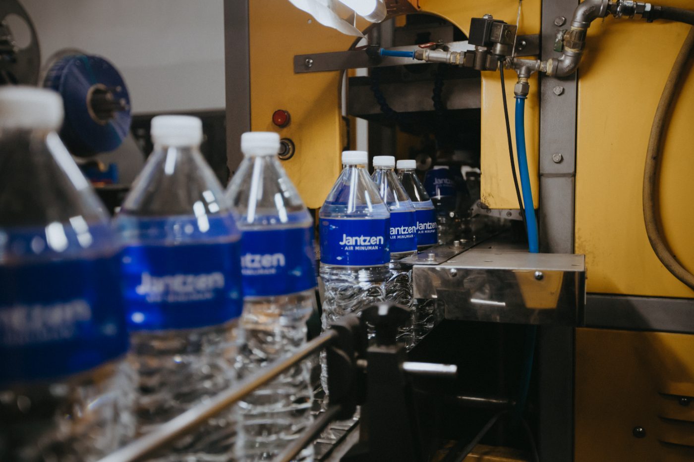 Labelling line